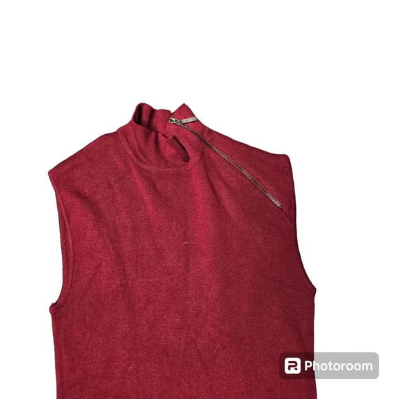 Carmen by Carmen Marc Valvo Mock Neck Zip Shoulder Knit Top - Picture 2 of 5